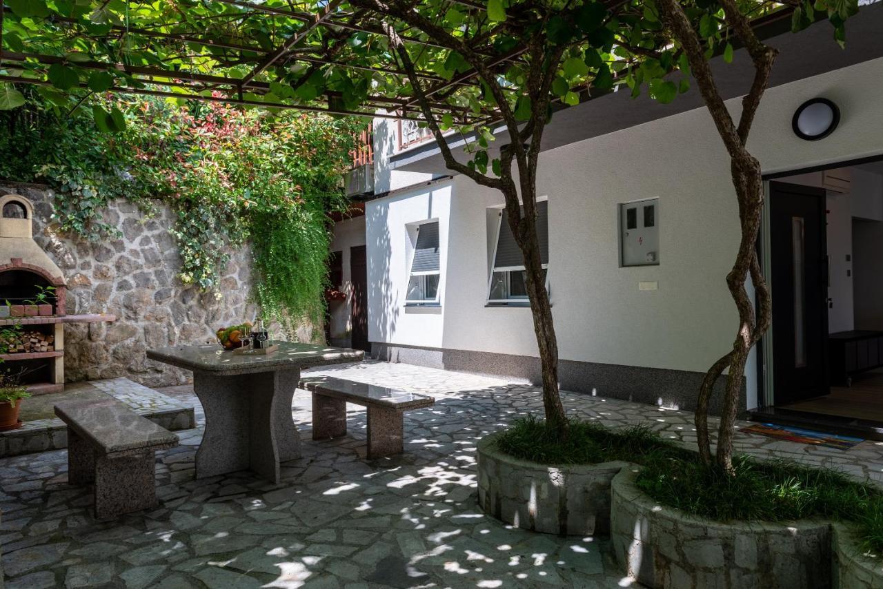 Apartment Majda Opatija Exteriör bild